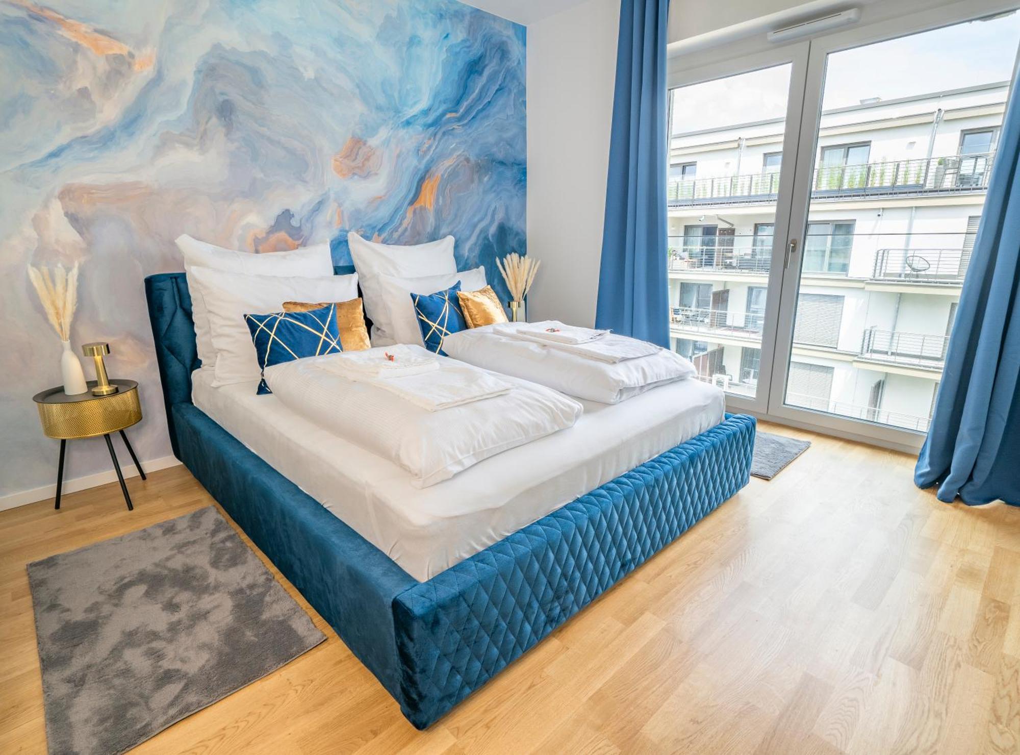 River Lux Loft - 5min To Hbf Apartment